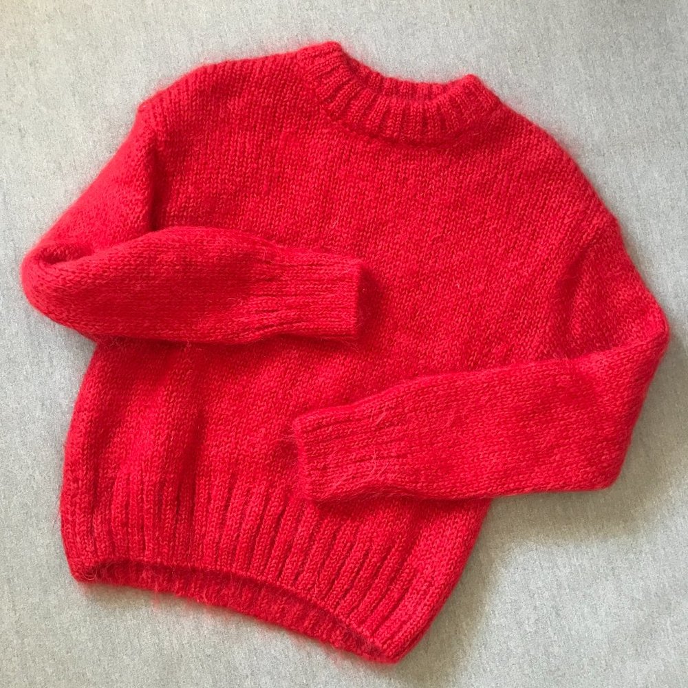 Bright Red Fuzzy Mohair Wool H&M Long Sleeve Cozy "Elmo" Crew Neck Sweater